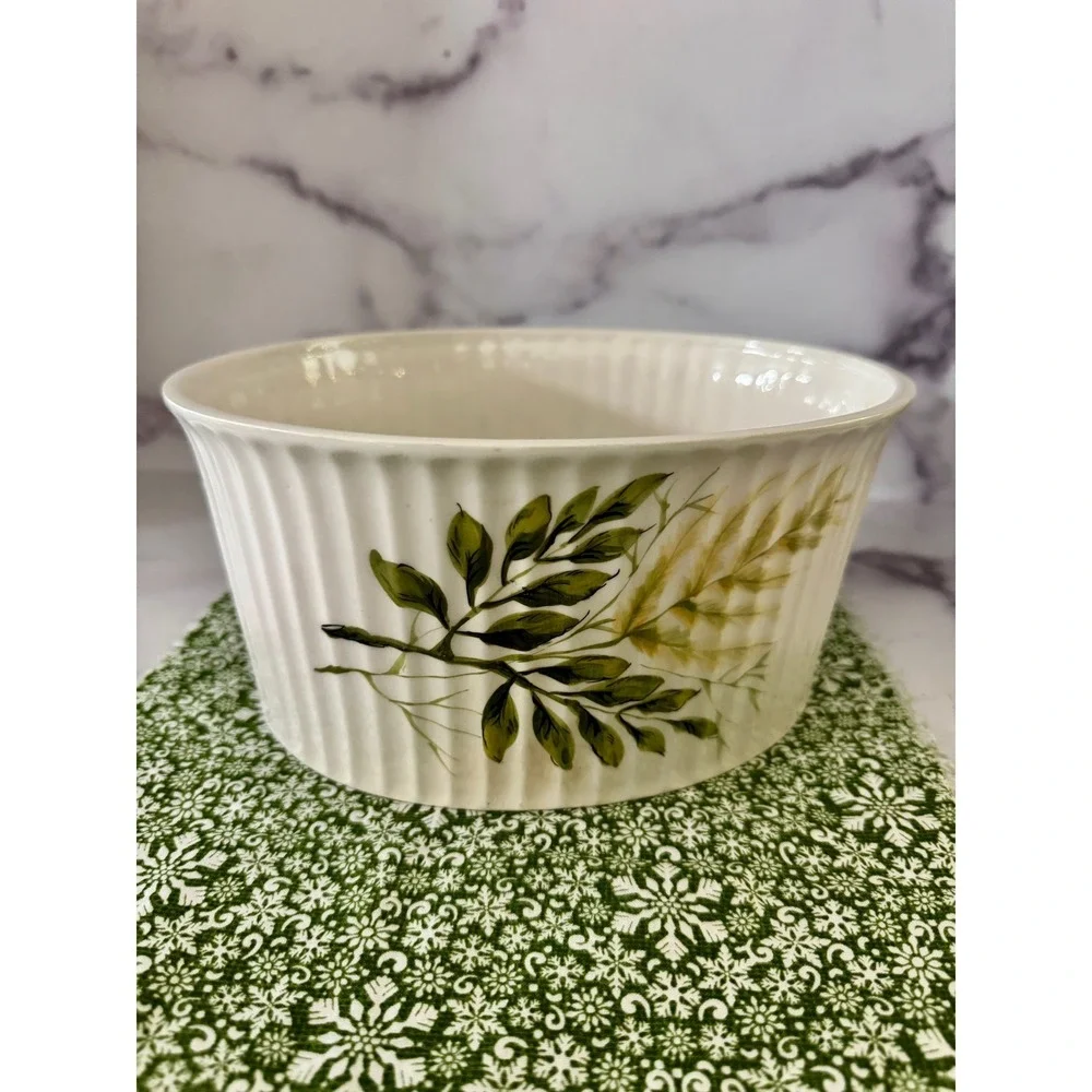 Authentic, Hand-painted vintage Italian ceramic bowl
